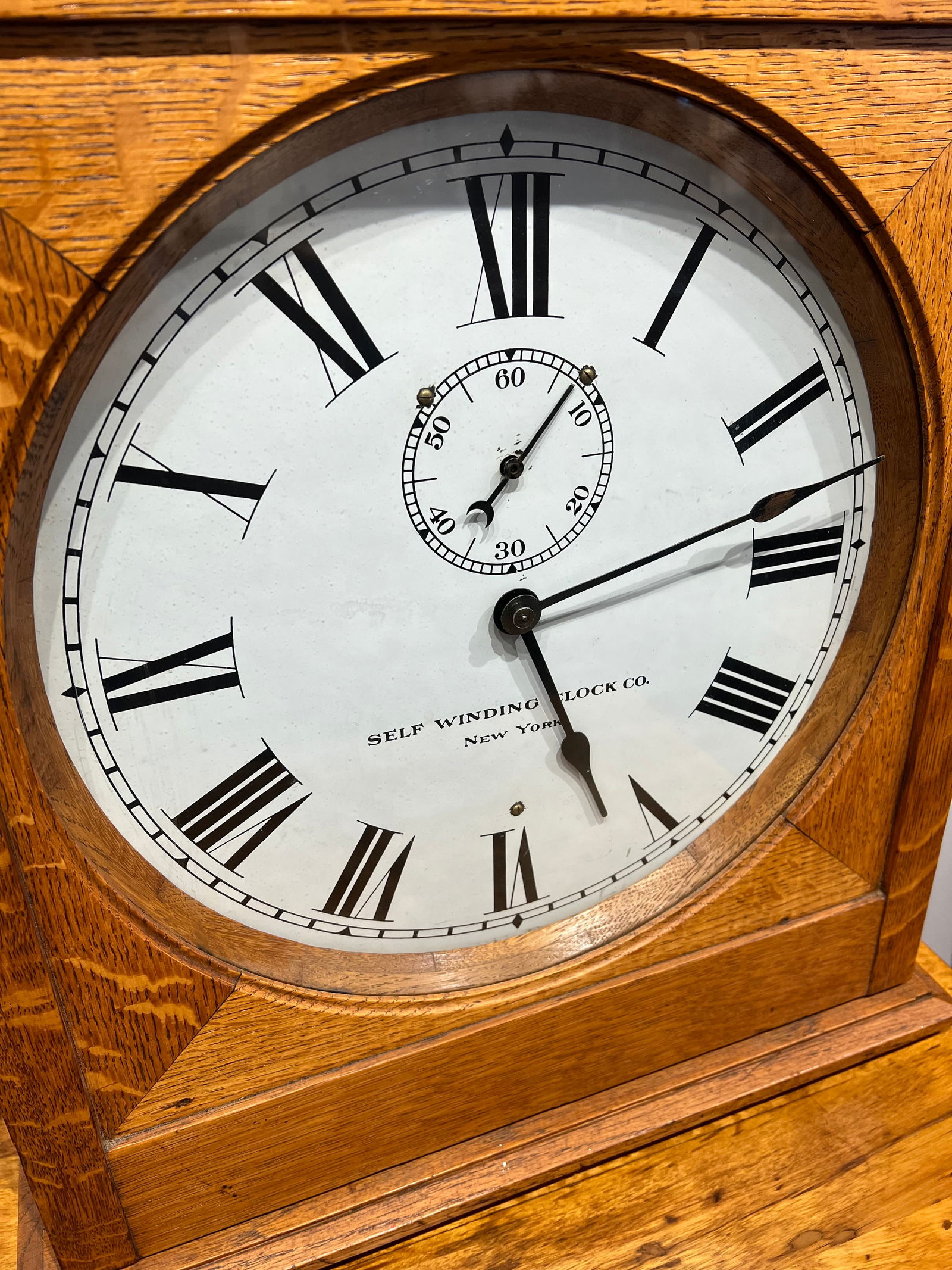 Oak Case Clock ca. 1898 Self Winding: Oak Case Clock ca. 1898 Self Winding