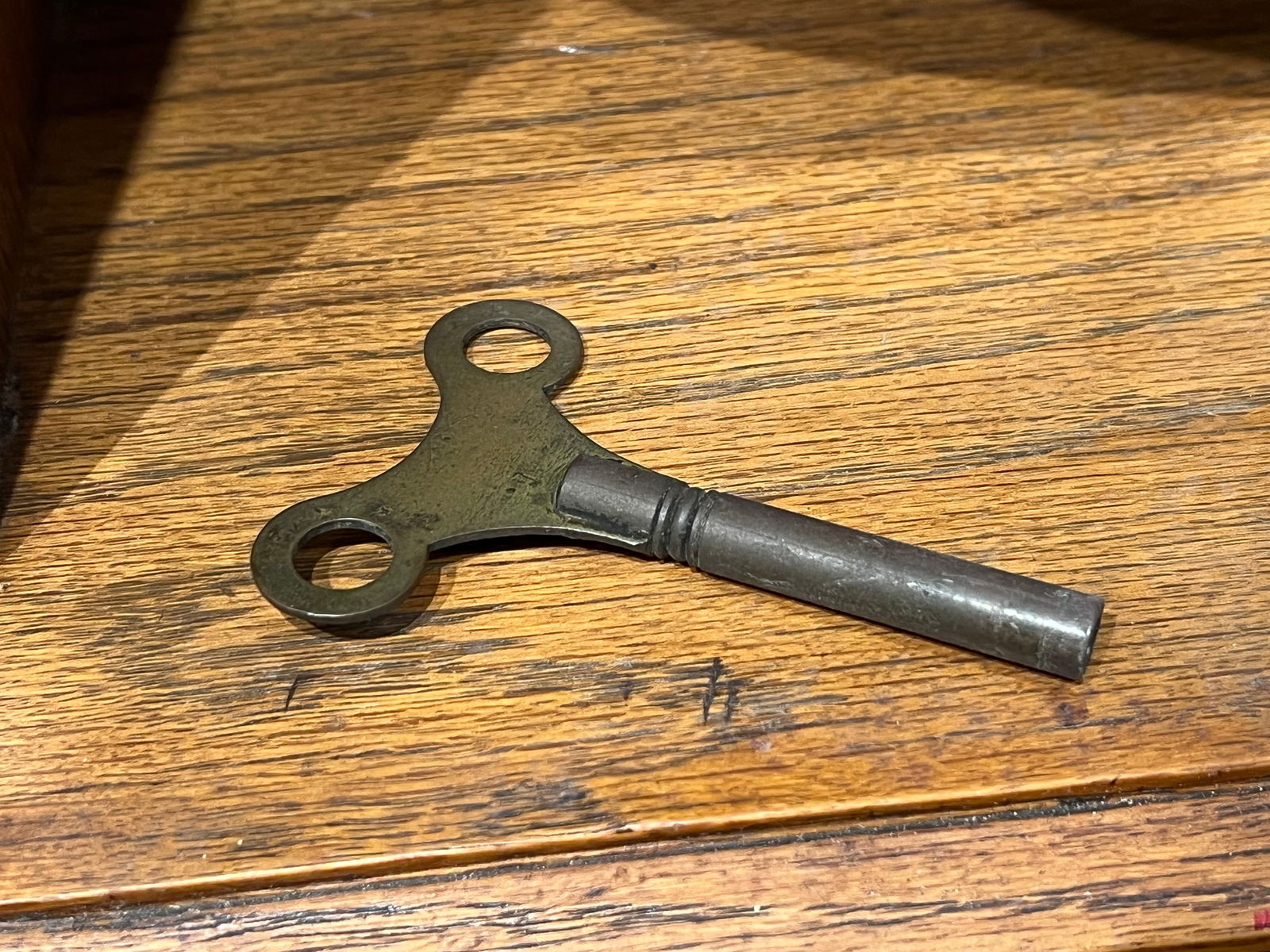 Oak Case Clock ca. 1898 Self Winding - 5