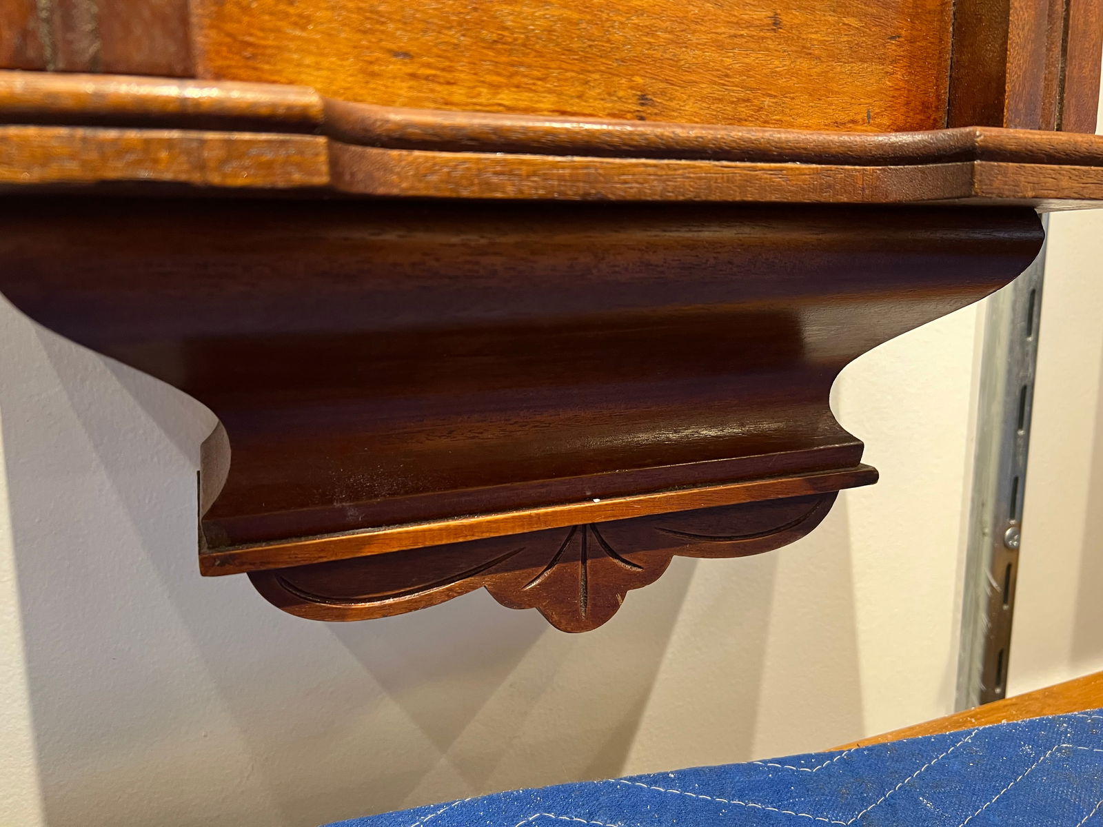 New Haven Clock Co. Hanging Wall Clock - 5