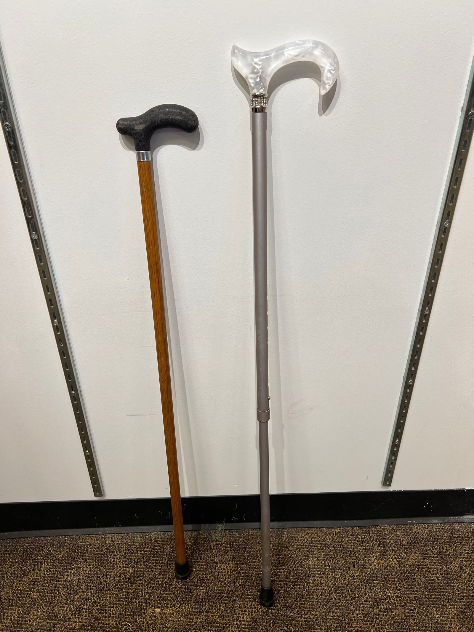 Lot of 2 Walking Canes: Lot of 2 Walking Canes
