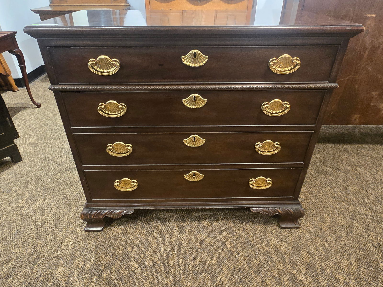 Mahogany Chest of Drawers Henredon (1 of 4)