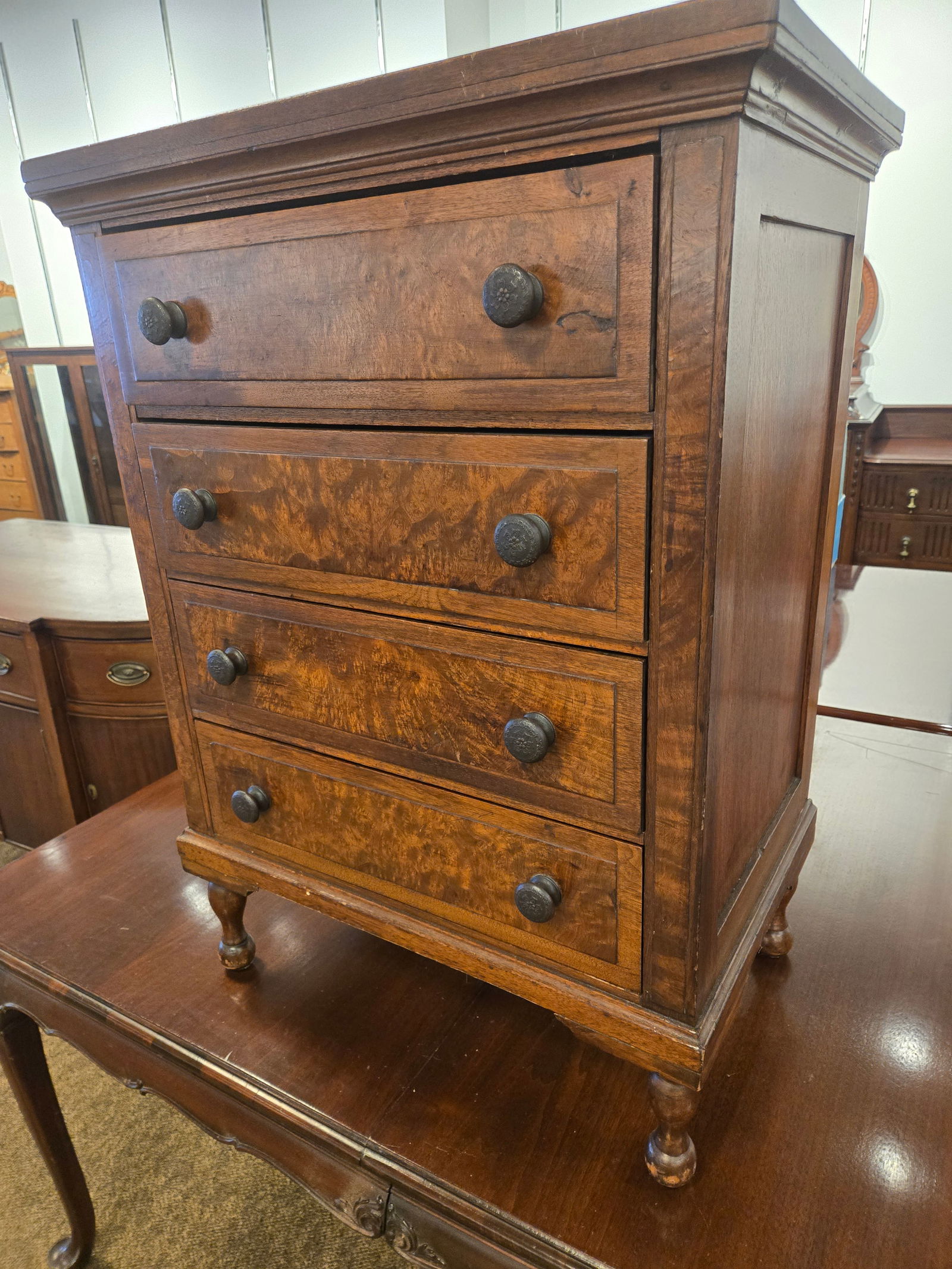 Early burl Walnut 4 drawer Chest (1 of 5)