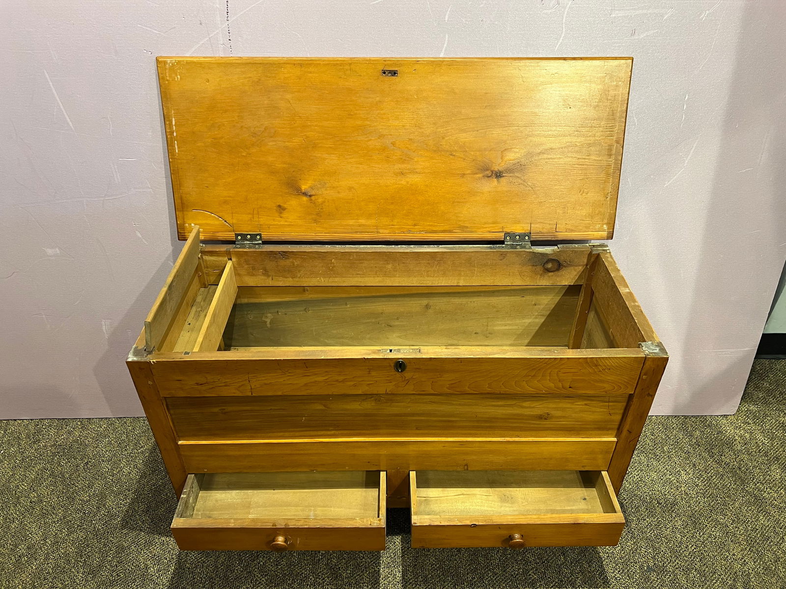 Early Pine Storage Chest - 3
