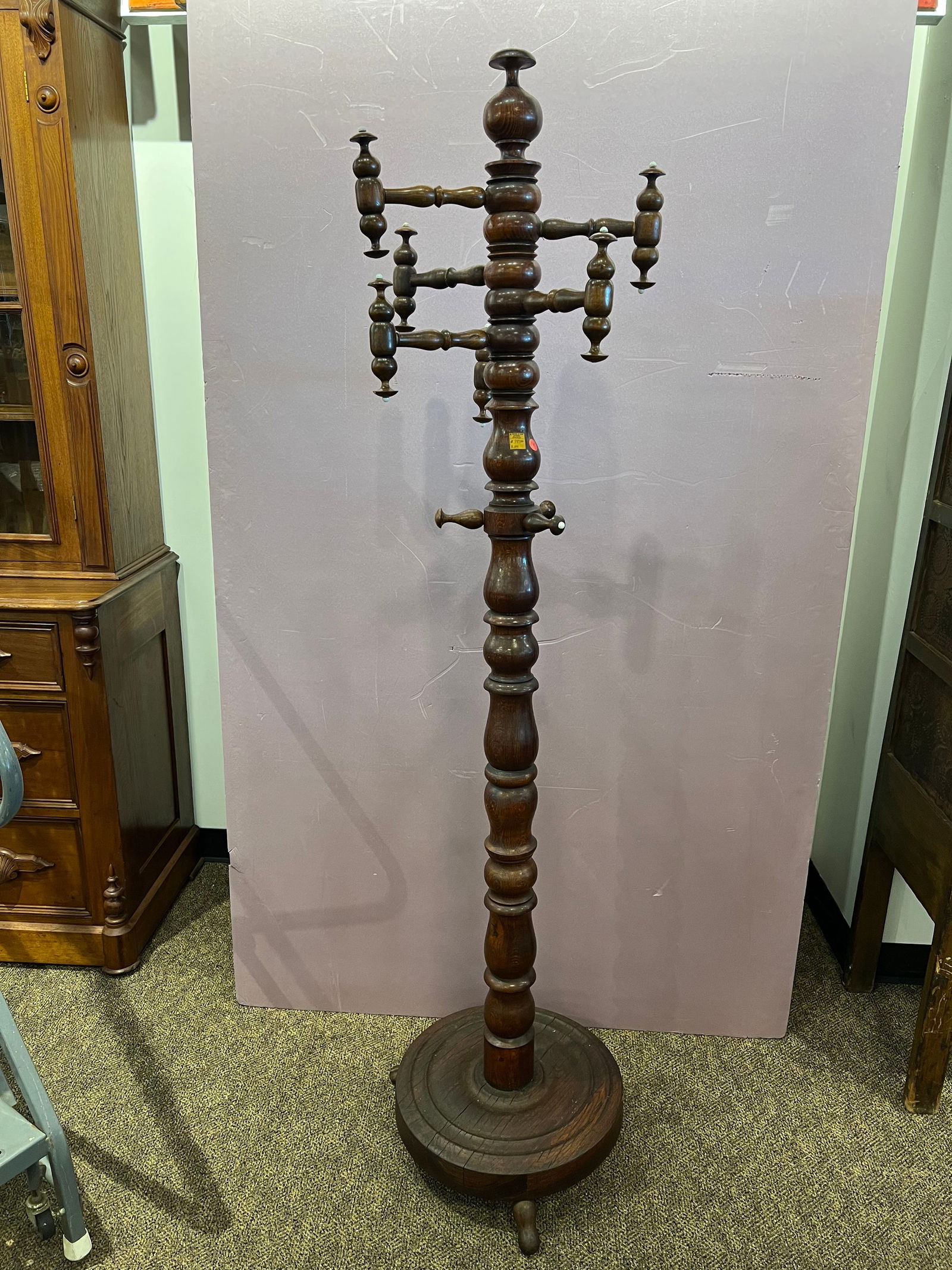 Oak Hall Tree: Oak Hall Tree. Spindle turn hoolks