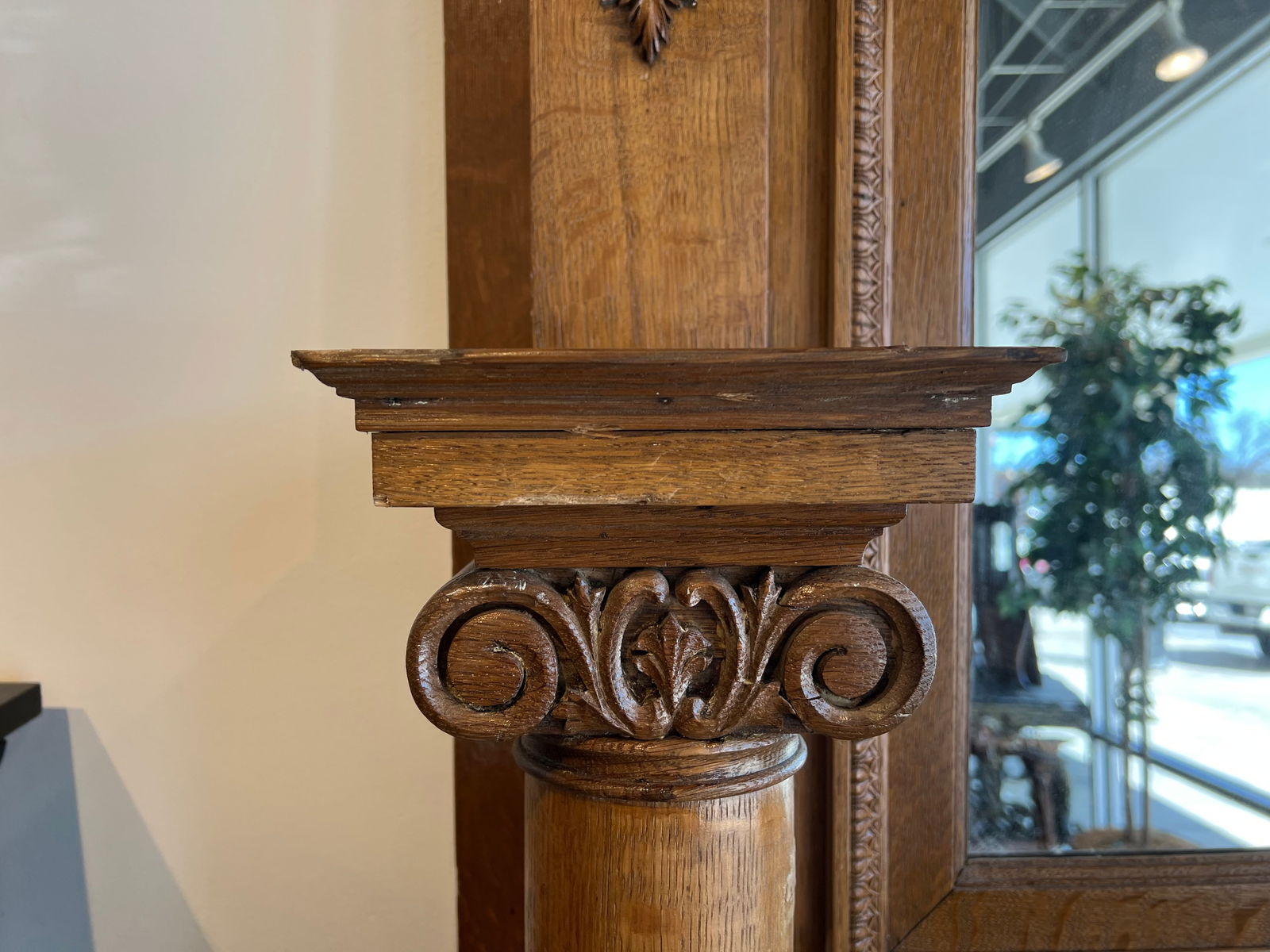 Early Oak Mantle - 6