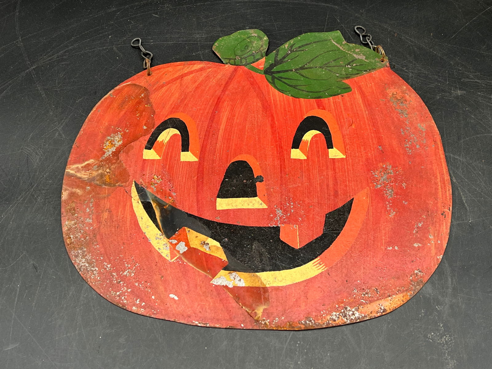 Metal Pumpkin Sign: Metal Pumpkin Sign