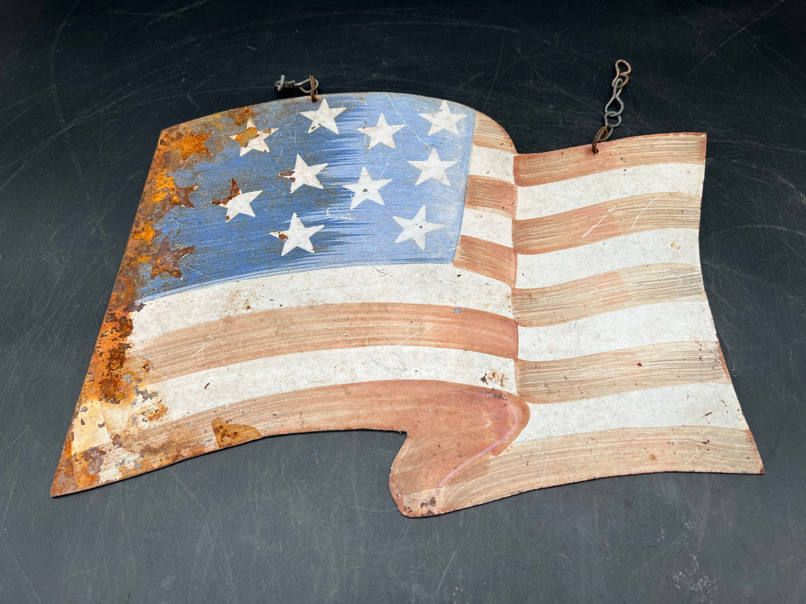 Metal Flag Hanging Sign: Metal Flag Hanging Sign