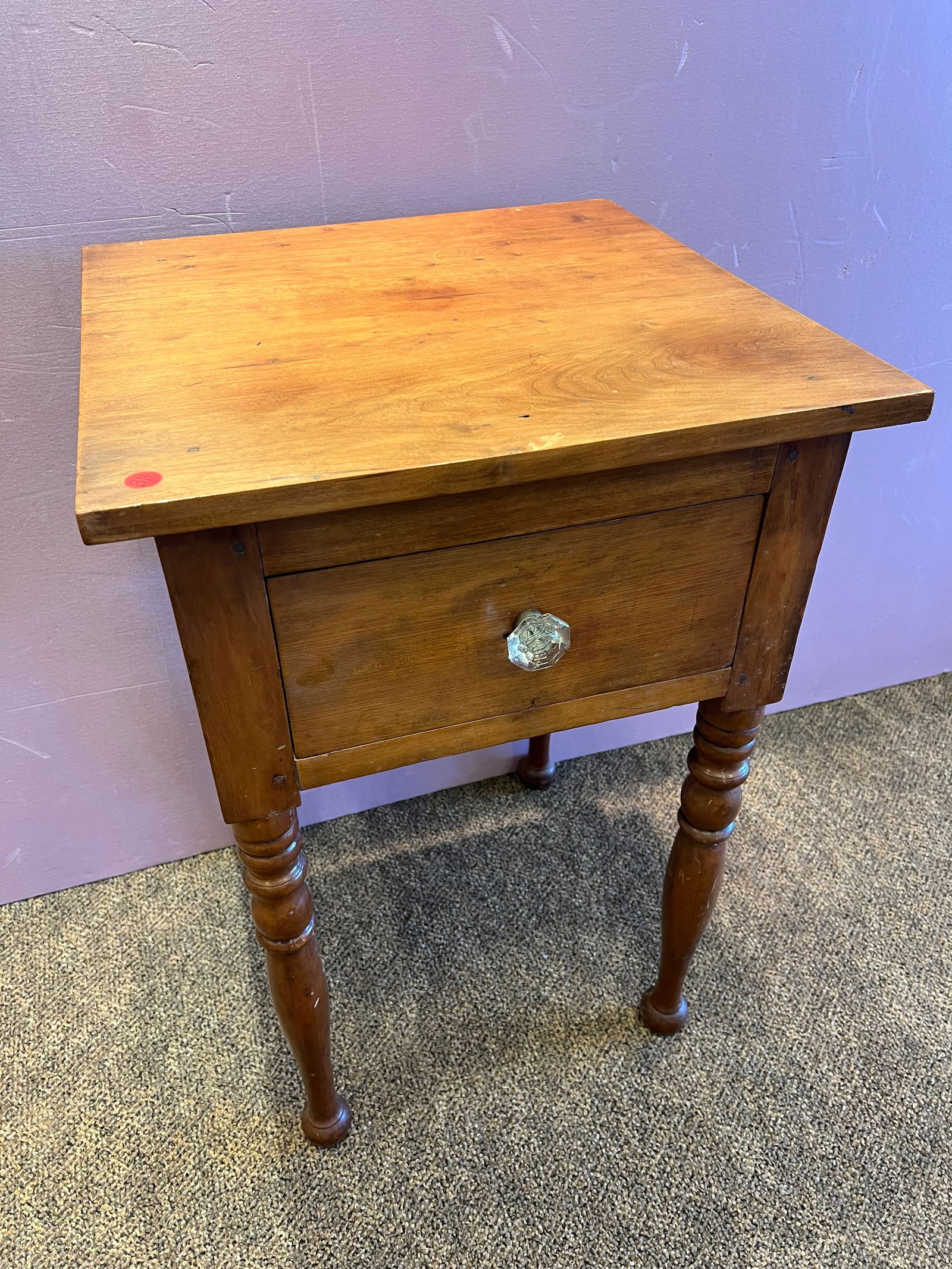 Primitive 1 drawer stand - 2