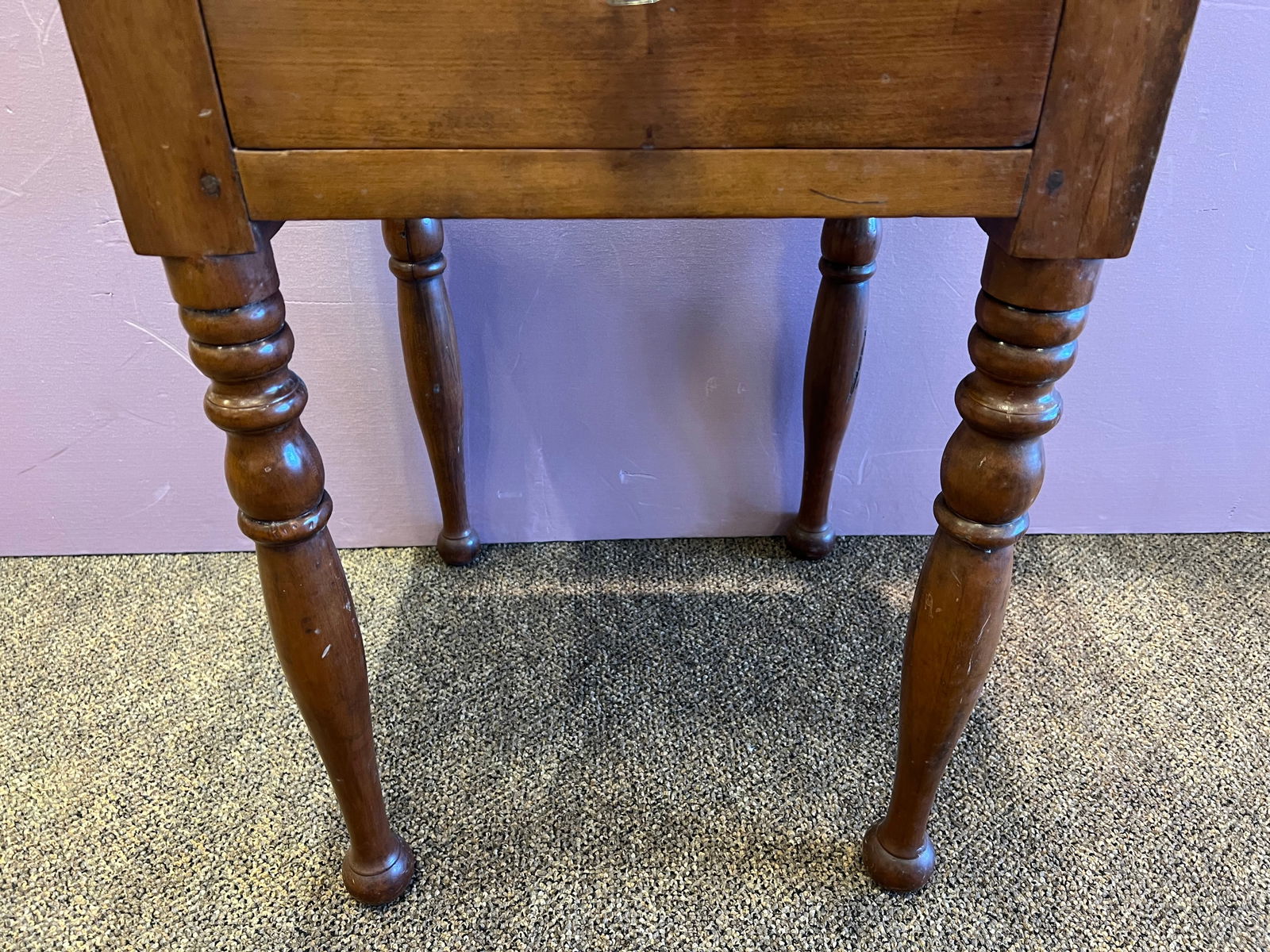 Primitive 1 drawer stand - 4