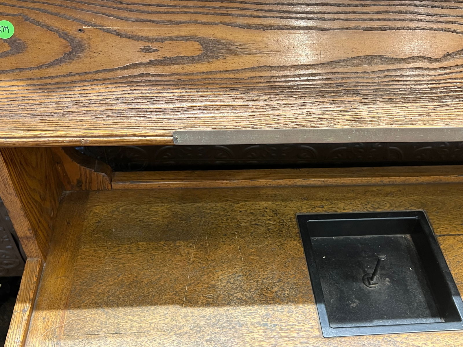 Early Oak Typesetter - 19