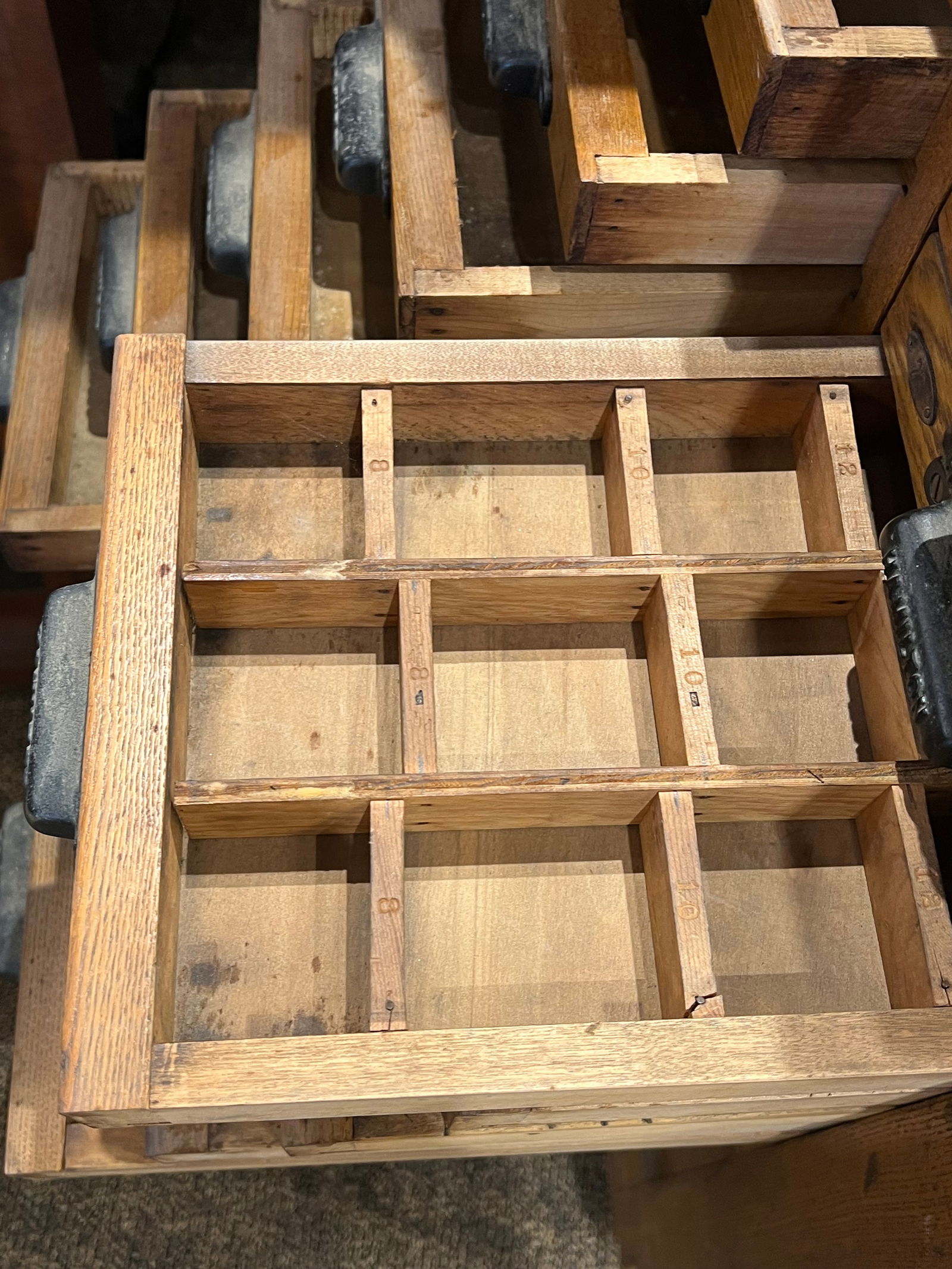 Early Oak Typesetter - 4