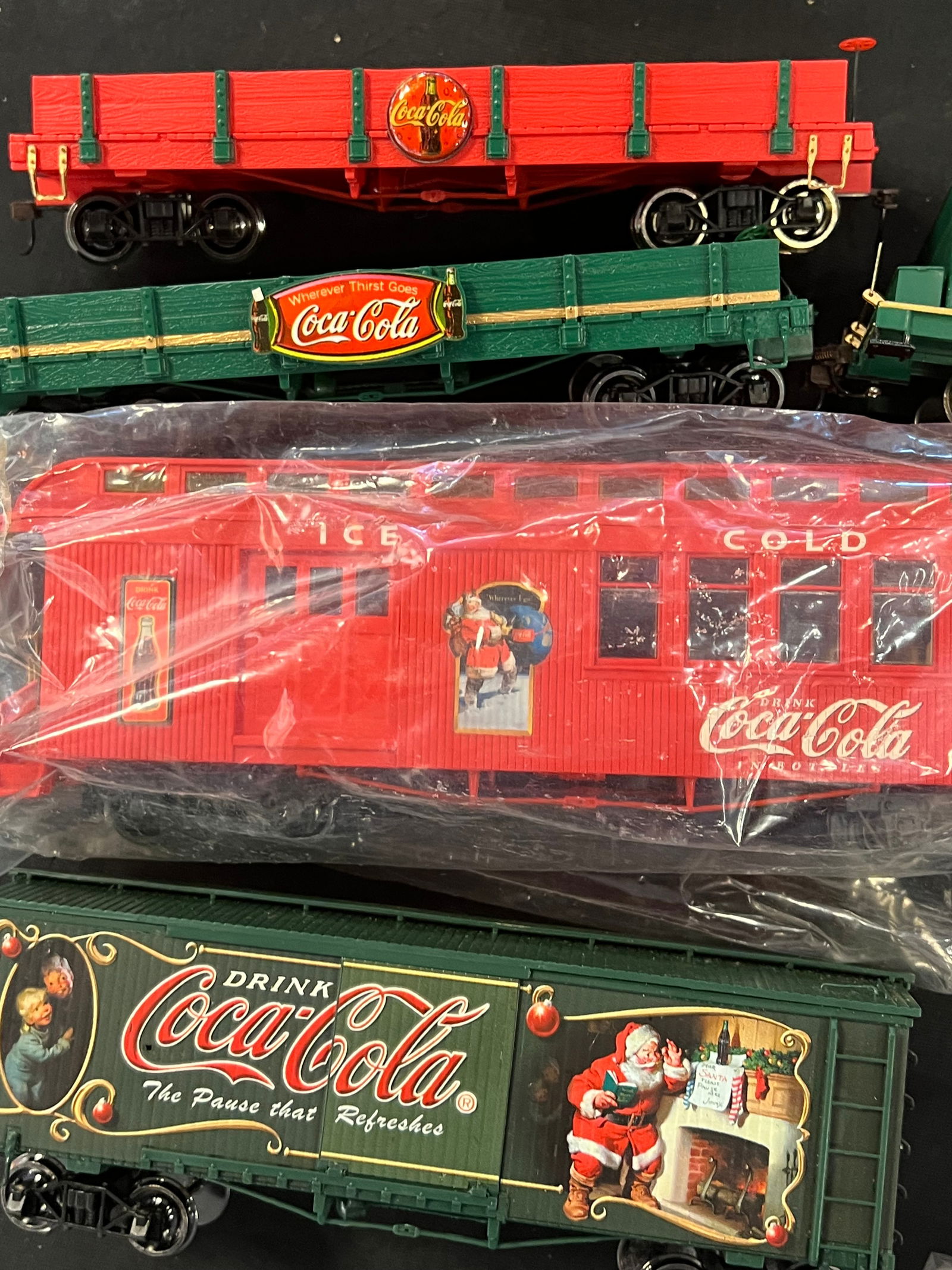 Coca Cola Chriswtmas Train Set - 3