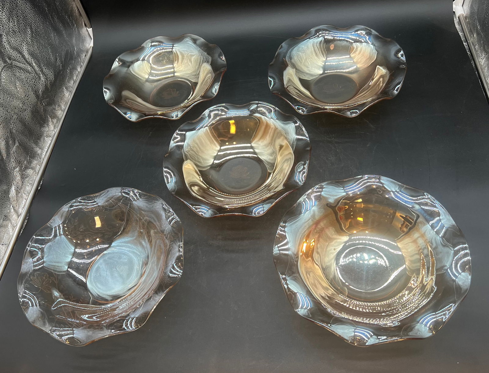 Lot of 5 Depreswsion Glass Ruffled Bowls: Lot of 5 Depreswsion Glass Ruffled Bowlss. Jeanette Floragold - Iridescent Pattern