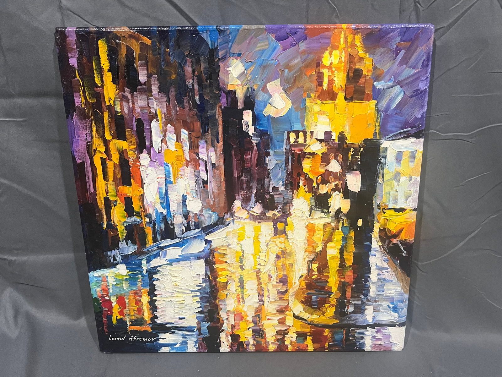 Signed Leonid Afremov Oil on Canvas â€œWonâ€™t Forget You #1â: Signed Leonid Afremov Oil on Canvas â€œWonâ€™t Forget You #1â€. No frame