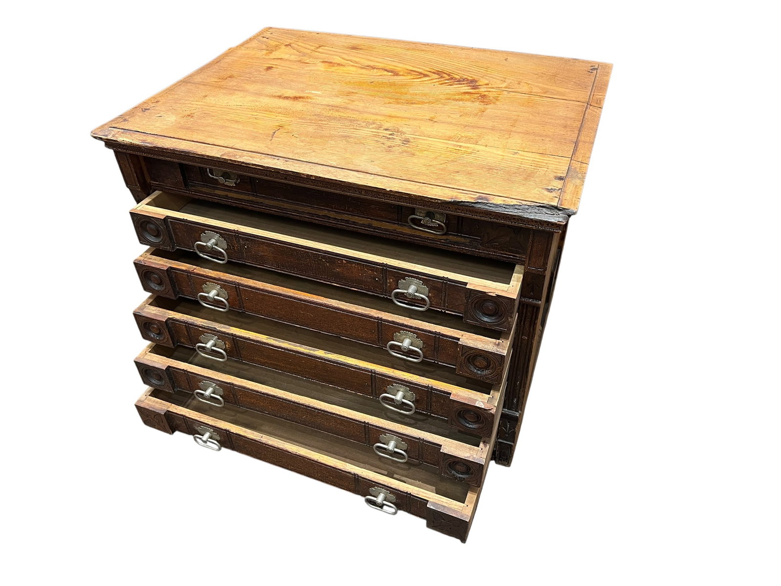 Early Spool Cabinet - 3