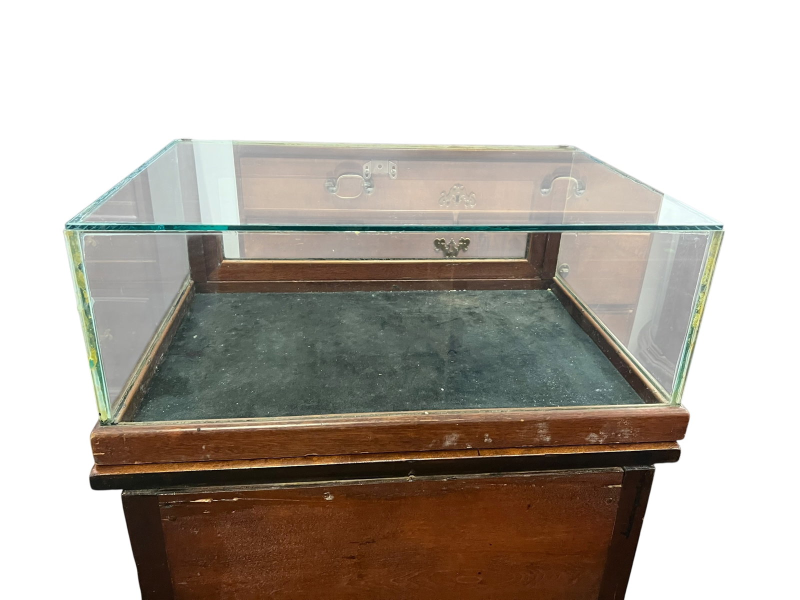 Small Display Case (1 of 4)