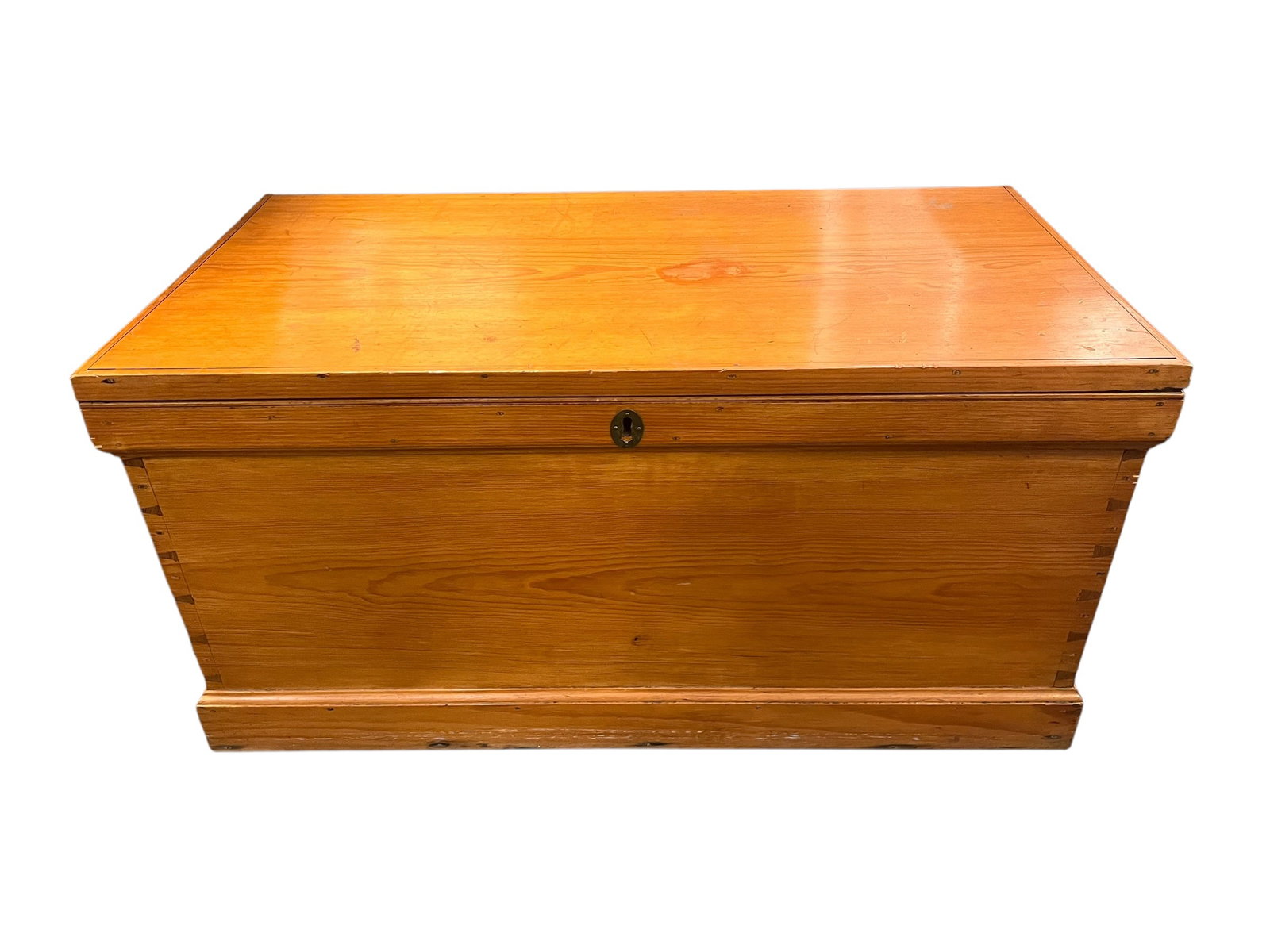 Pine Blanket Chest: These are typically identified as antique wooden blanket chests or trunks, often constructed from pine. [1, 2]Construction: They frequently feature dovetail joints on the corners for structural integr