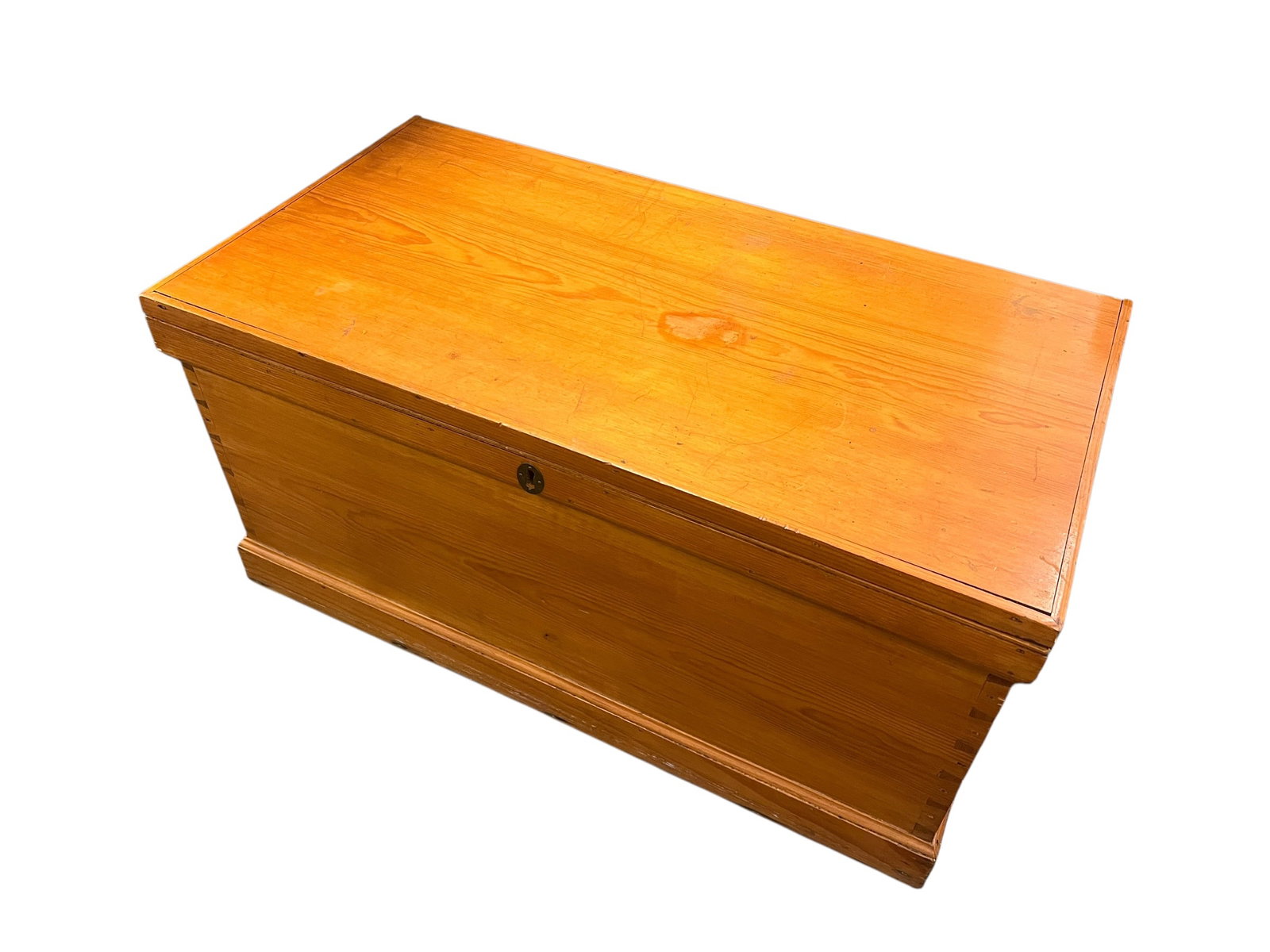 Pine Blanket Chest - 2