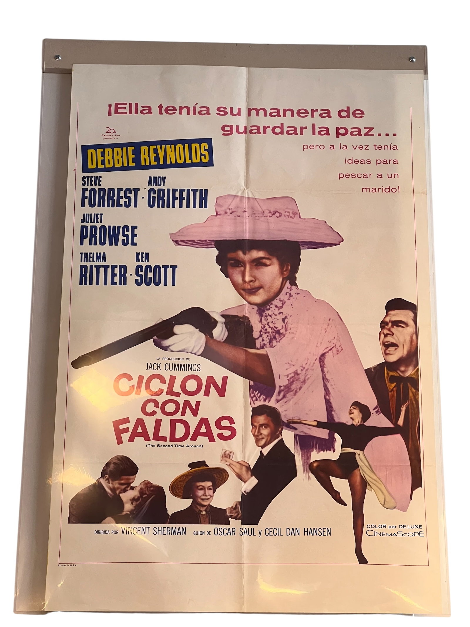 Spanish-language theatrical poster for the 1961Ciclón con Faldas (1 of 3)