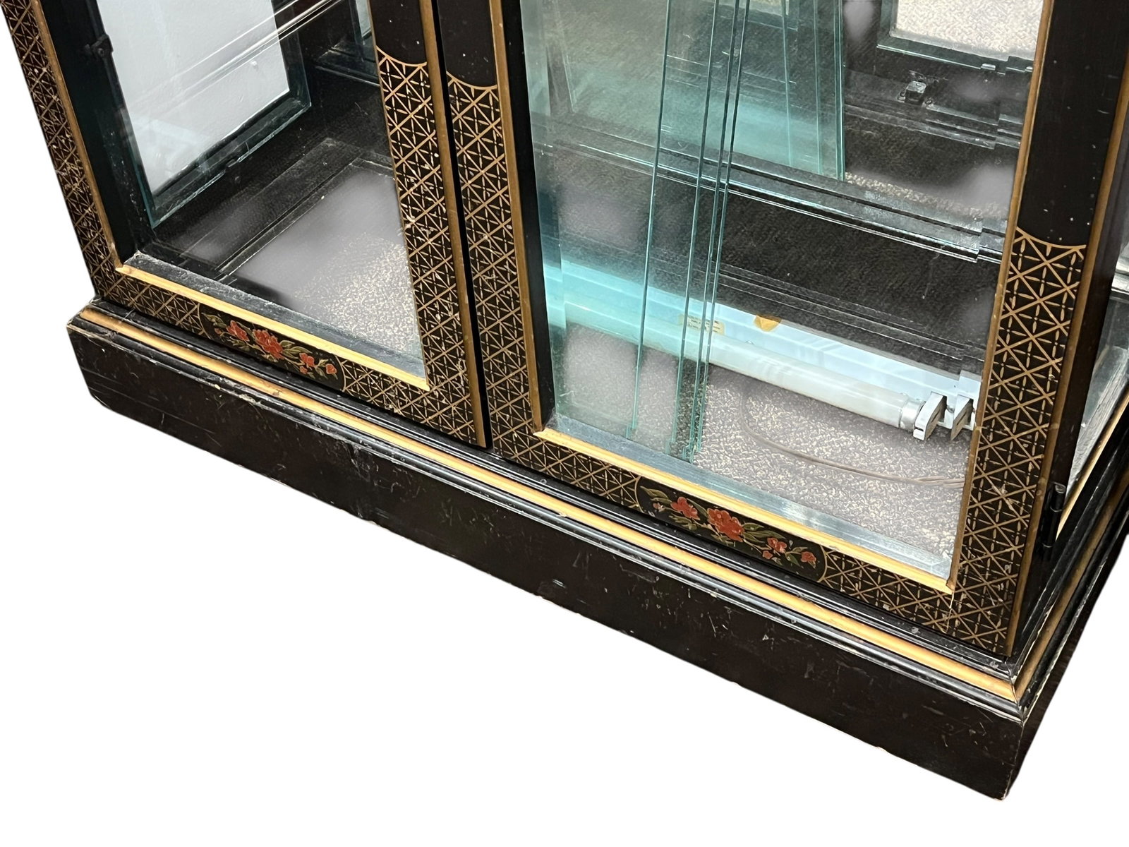 Black Laquer Curio Cabinet - 4