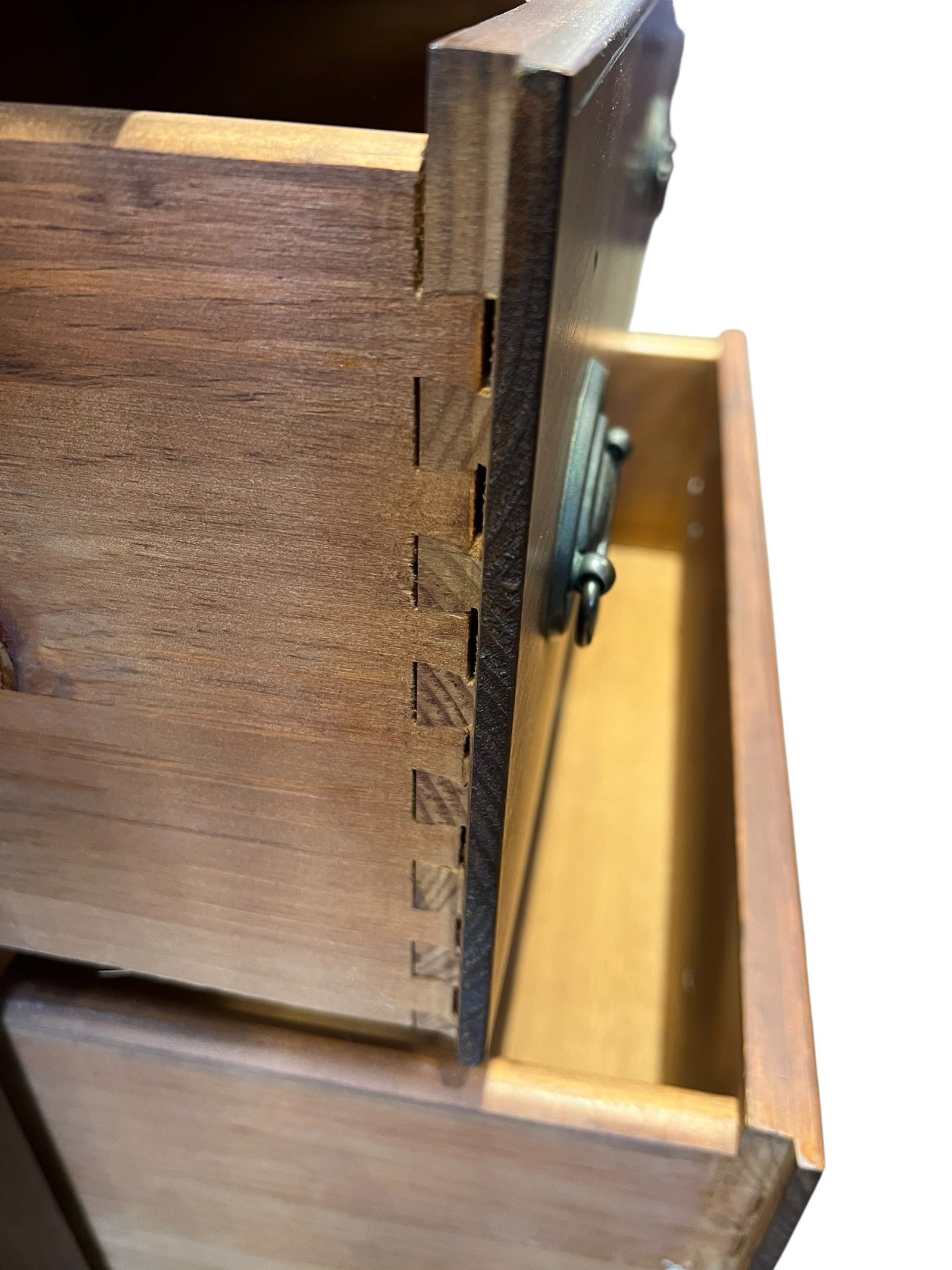 Mahogany 3 Drawer Chest - 4