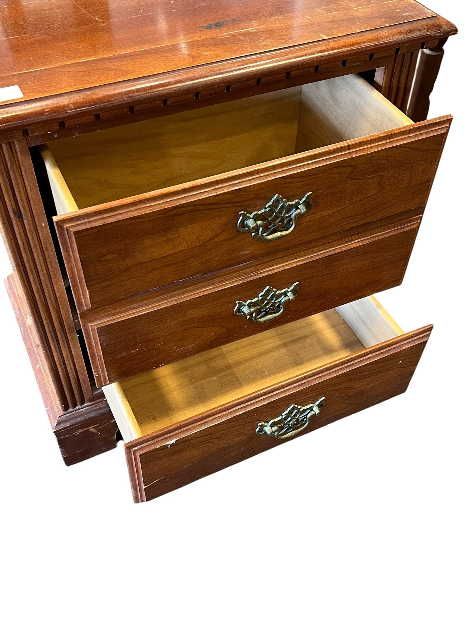 Mahogany 2 Drawer Nightstand - 5