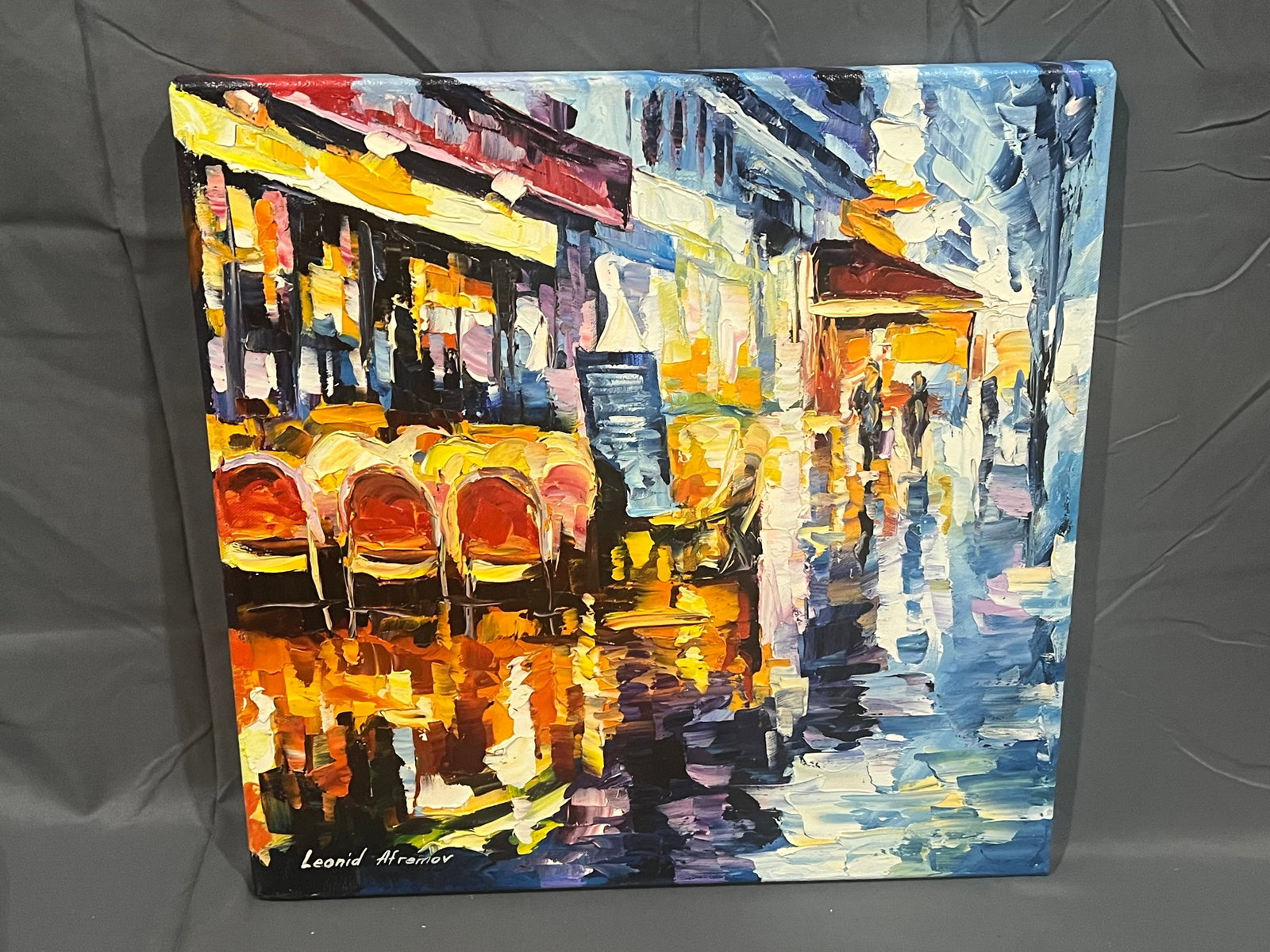 1Signed Leonid Afremov Oil on Canvas “Pairs My Love #2: The artwork shown in the image is an impressionist oil painting titled "Cafe in Paris II" by the Belarusian-Israeli artist Leonid Afremov.About the ArtworkArtist: Leonid Afremov, renowned for his dist