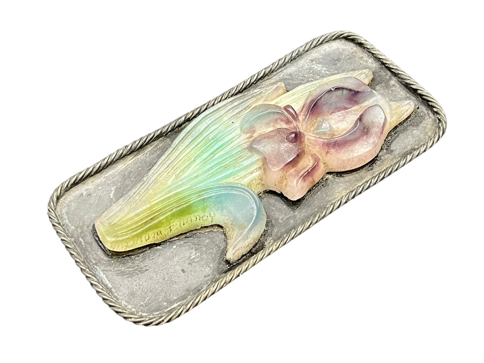 Signed Daum Nancy Art Nouveau Style Pate-de-Verre (Glass Paste) Plaque: This item is an Art Nouveau pâte-de-verre art glass iris brooch, crafted by the legendary French glassmakers Daum Nancy. [1, 2]Key Characteristics & Details:The Glass Technique: It features a molded