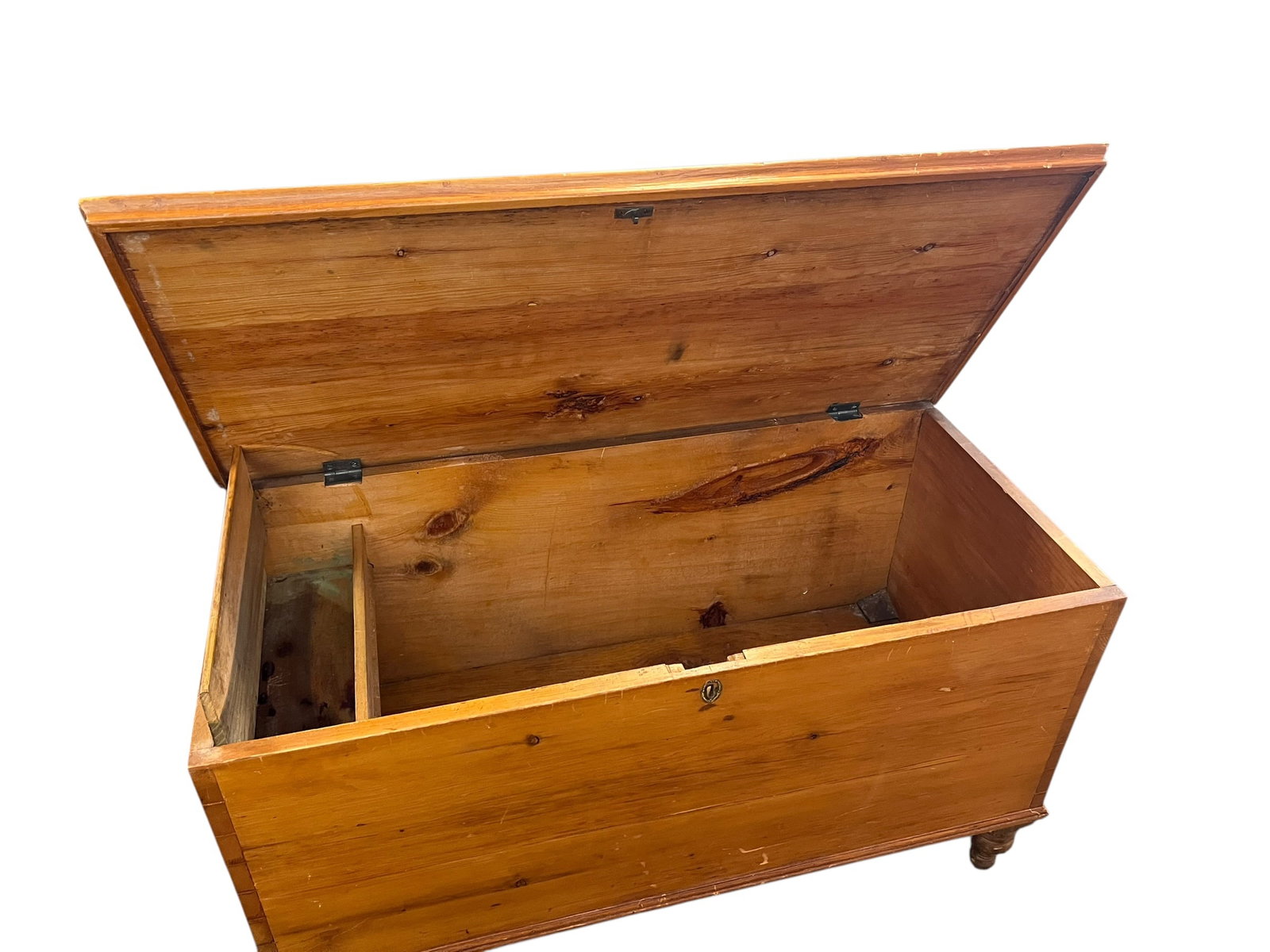 Blanket Chest - 3