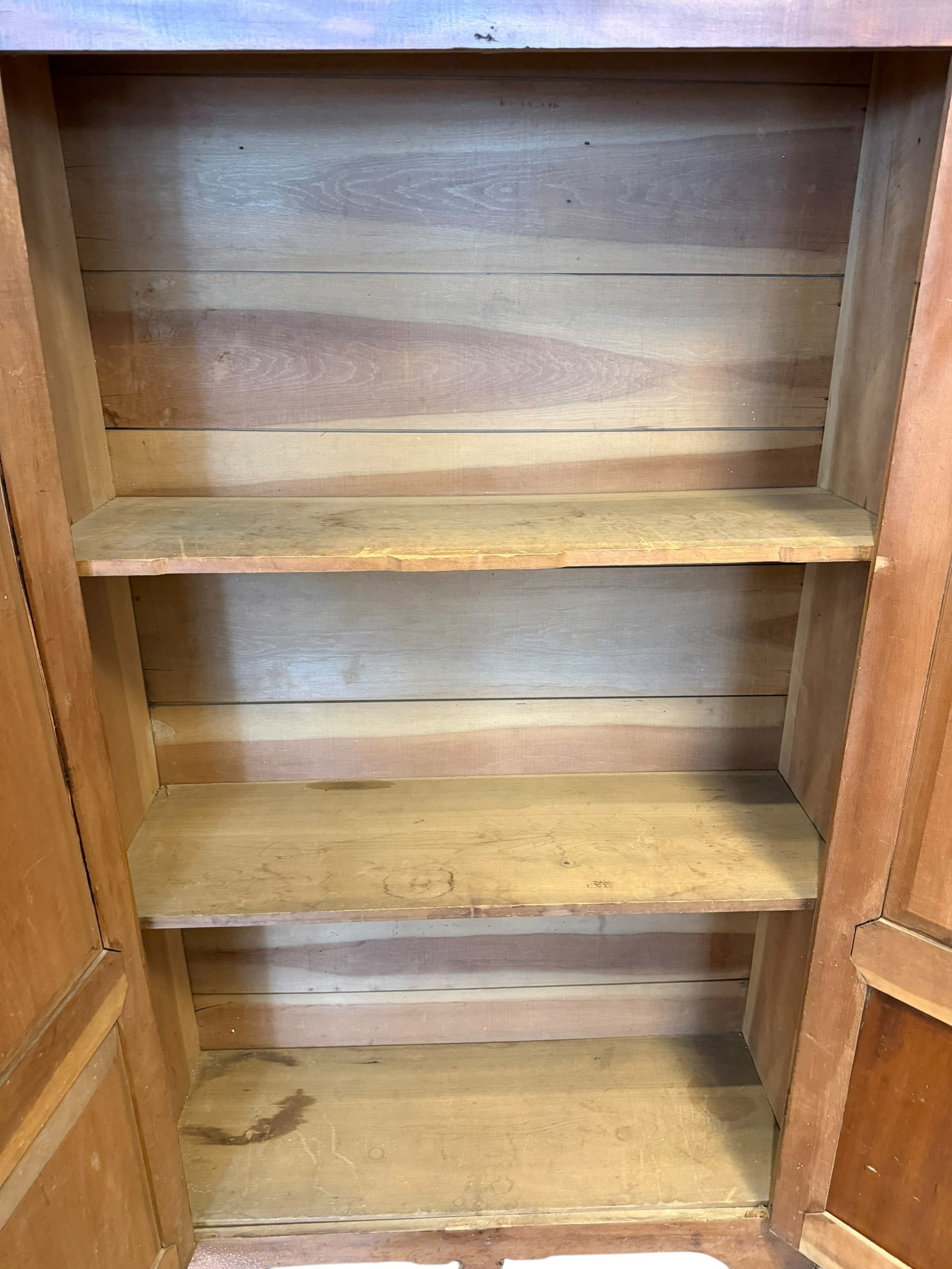 Poplar Wardrobe - 4