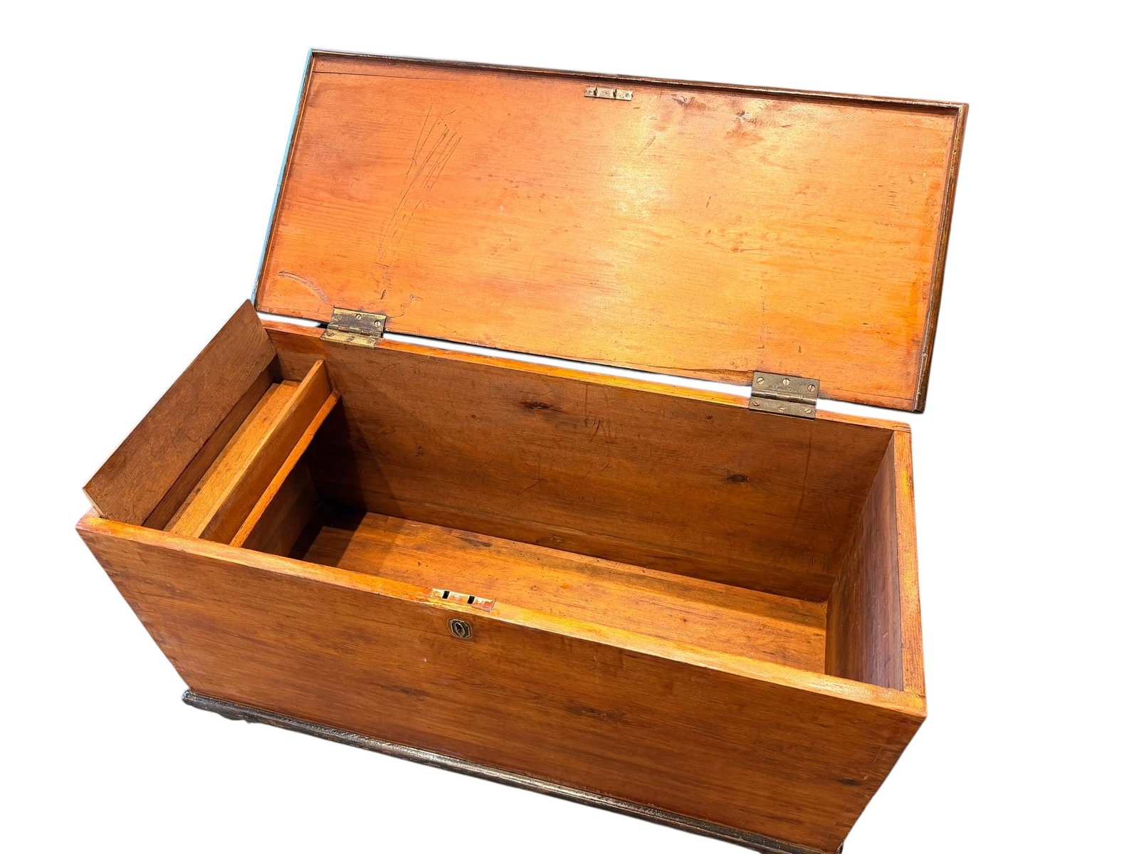 Blanket Chest - 4
