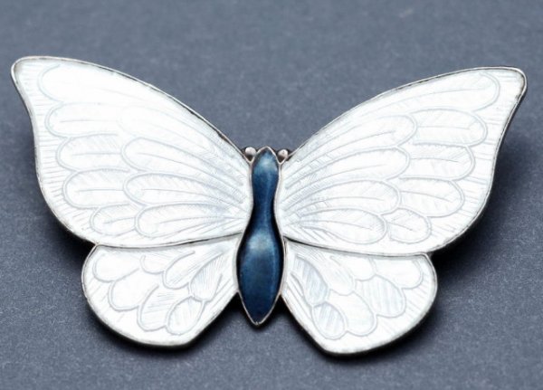 Volmer Bahner, Denmark, Gillouche 925 Butterfl: EMAIL GOANTIQUES - For questions