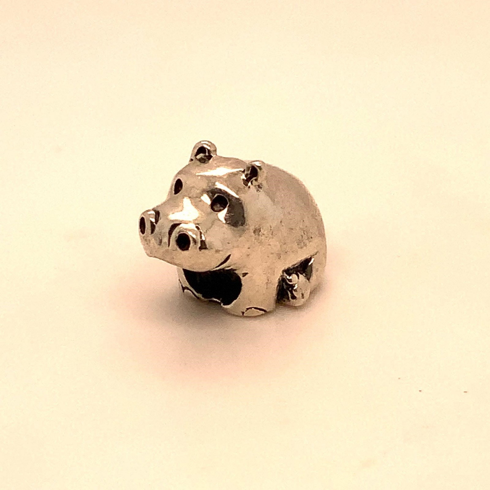 925 Sterling Silver Hippo Persona Bead: 925 Sterling Silver Hippo Persona BeadFits pandora SKU-904-340