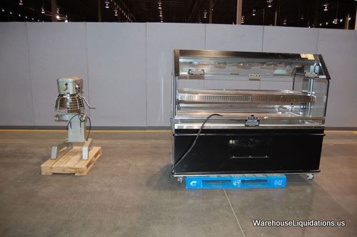 Food Warmer: 1 Food Warmer by Custom Deli Equipment. Measurement: 72" x 36" x 58" Model: DILW6H Serial Numbers: 14231. 240V. 5.5 Amps Total Weight is 919Lbs Quantity: 1 Make: Custom Deli Equipment Model: DILW