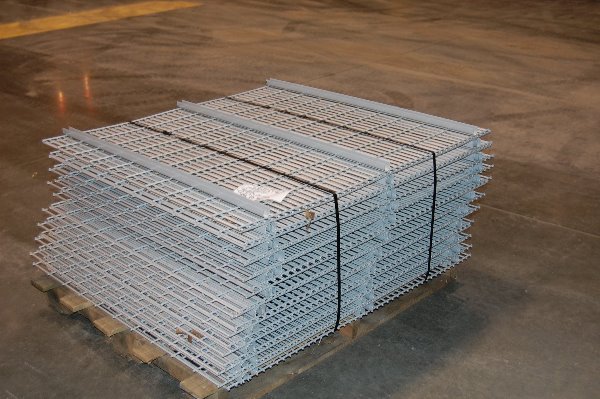 Wire Mesh Decks: 40-1/2in Deep x 44-5/8in Wide Flat Style Shelves, 1" x 4" Mesh Used in Used in all Coolers and Freezers weight 726 lbs approximately 18 shelves. Quantity: 18 Model: D1954 Size: 40-1/2in Deep x 44-5/
