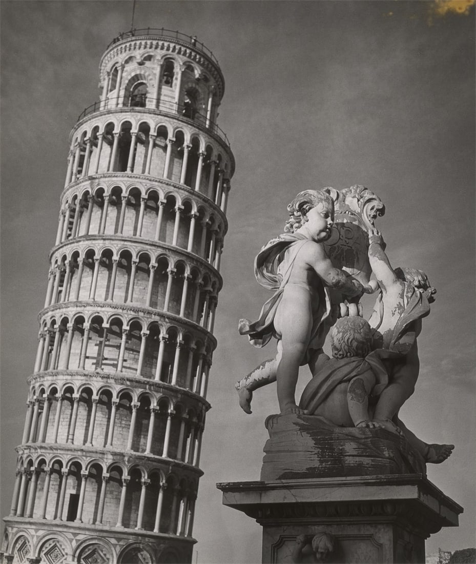 Herbert List. ”Schiefer Turm, Pisa”. 1949: Herbert List (Hamburg 1903 – 1975 Munich). ”Schiefer Turm, Pisa”. 1949 Vintage. Gelatin silver print. Agfa Brovira paper. 27,3 × 23 cm (27,5 × 23,5