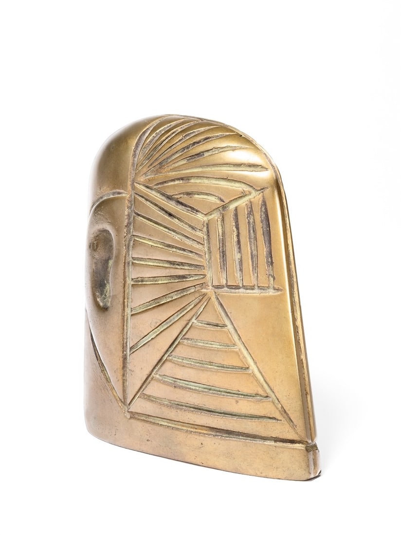 Rainer Kriester. ”Kleines Kopfzeichen 4”. 1984: Rainer Kriester (Plauen 1935 – 2002 Castellaro, Liguria). ”Kleines Kopfzeichen 4”. 1984 Bronze with gold patina. 14,9 × 13 × 7,8 cm