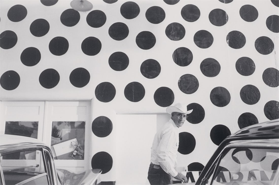 Joel Meyerowitz. Wyoming. 1964: Joel Meyerowitz (New York 1938 – lives in New York and Italy). Wyoming. 1964 C-print, 2014. 23,6 × 35,5 cm (37,9 × 49,8 cm)