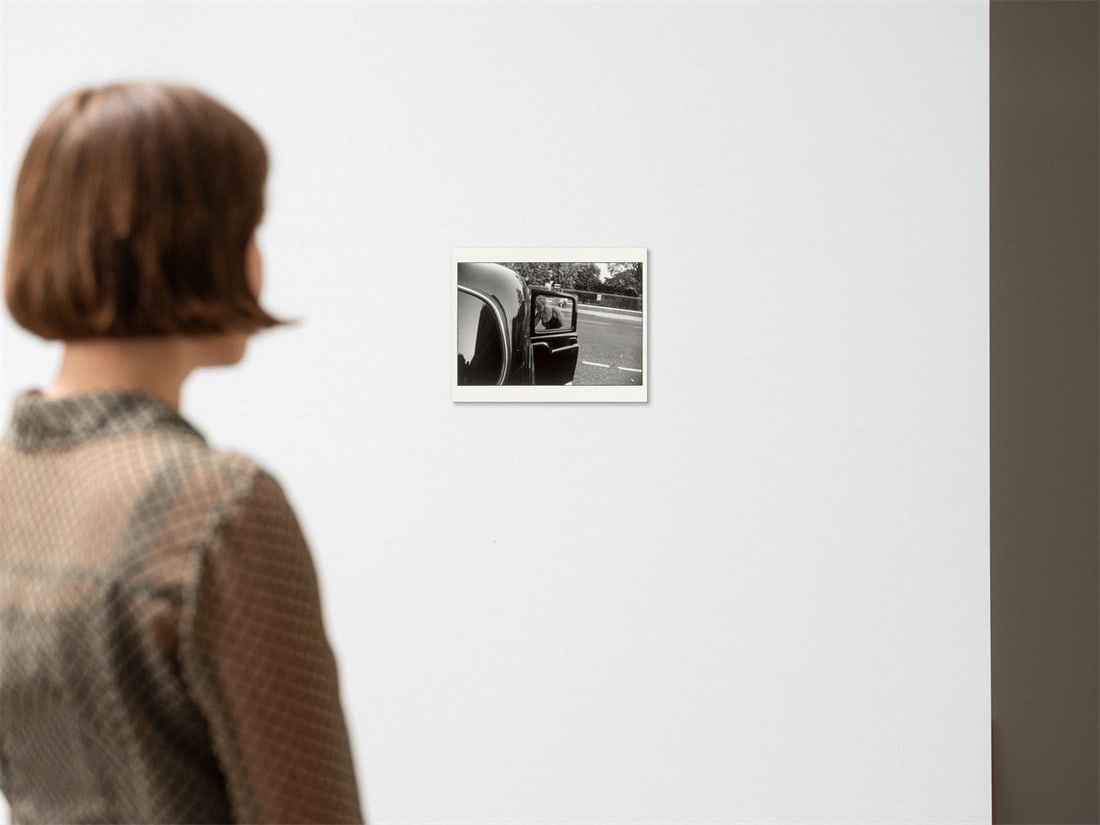 Garry Winogrand. London, from the series ”Women are Beautiful”, 1960–1975. Circa 1 - 5
