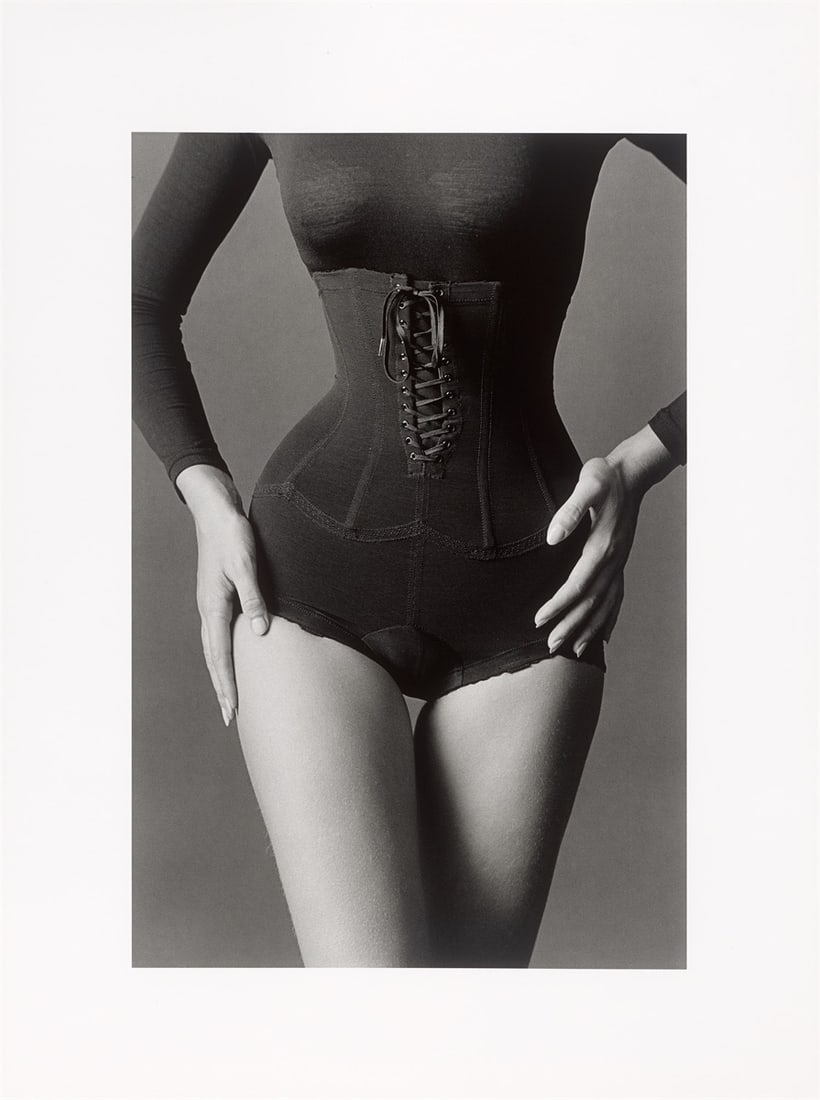 Jeanloup Sieff. Corset, New York. 1962 - 2