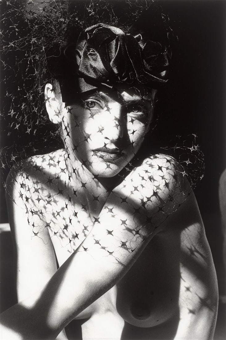 Jeanloup Sieff. Portrait avec voilette, Paris. 1985: Jeanloup Sieff (1933 – Paris – 2000). Portrait avec voilette, Paris. 1985 Gelatin silver print. 29,9 × 20 cm (40,3 × 30,4 cm)