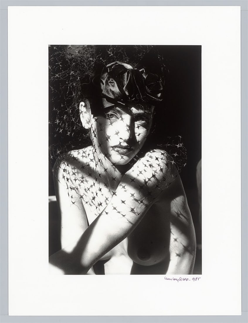 Jeanloup Sieff. Portrait avec voilette, Paris. 1985 - 3