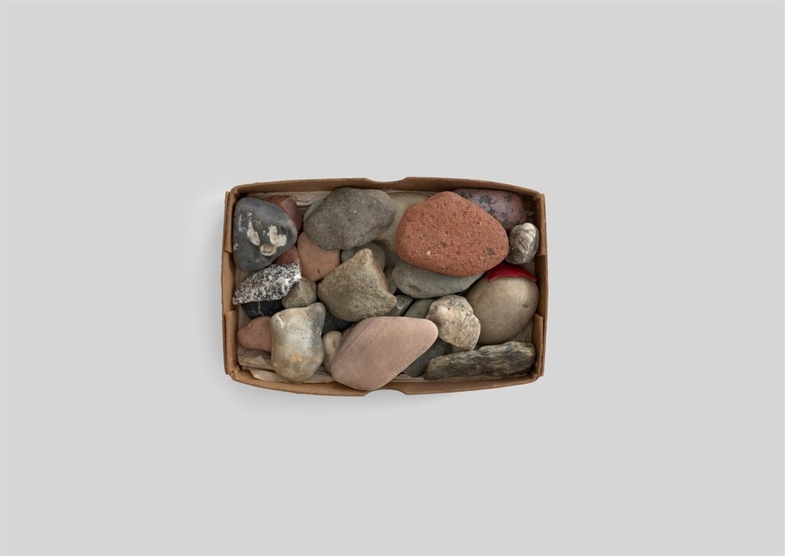 Hermann Glöckner. Materialsammlung farbige Steine. - 3