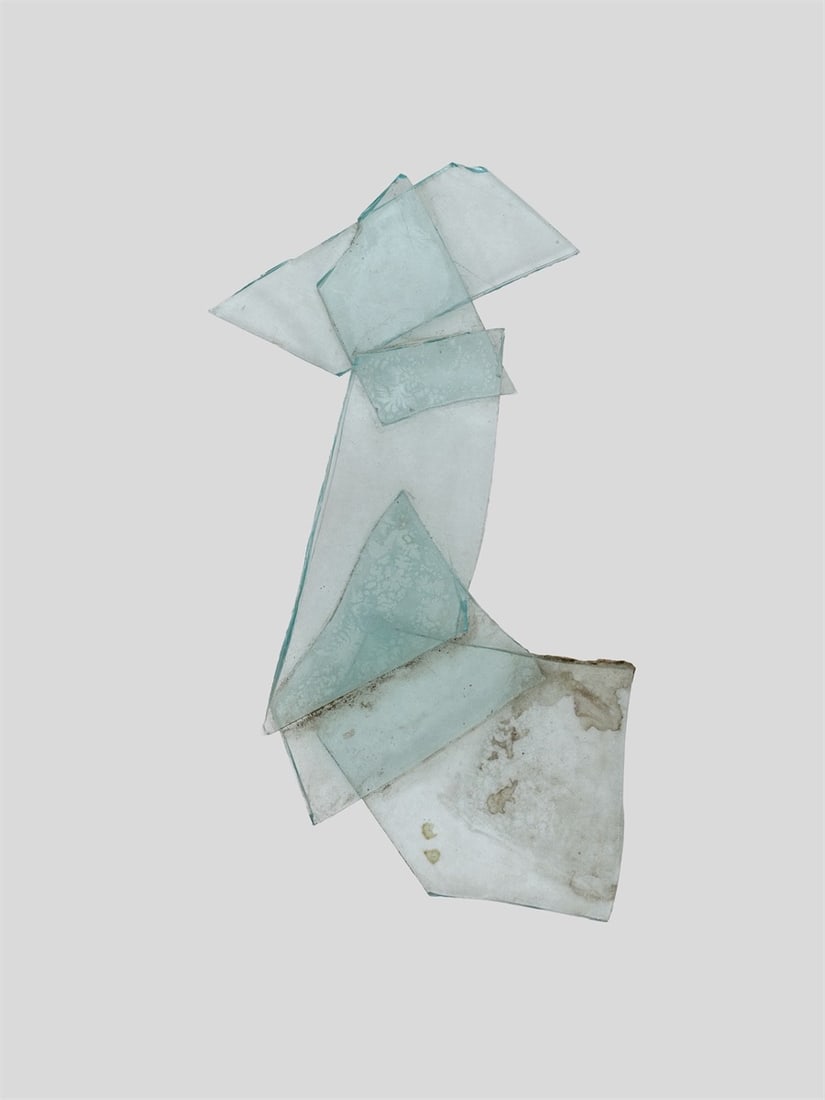Hermann Glöckner. Figurine aus fünf Glassplittern. 1970: Hermann Glöckner (Cotta near Dresden 1889 – 1987 Berlin). Figurine aus fünf Glassplittern. 1970 Glass, glued on top of each other.