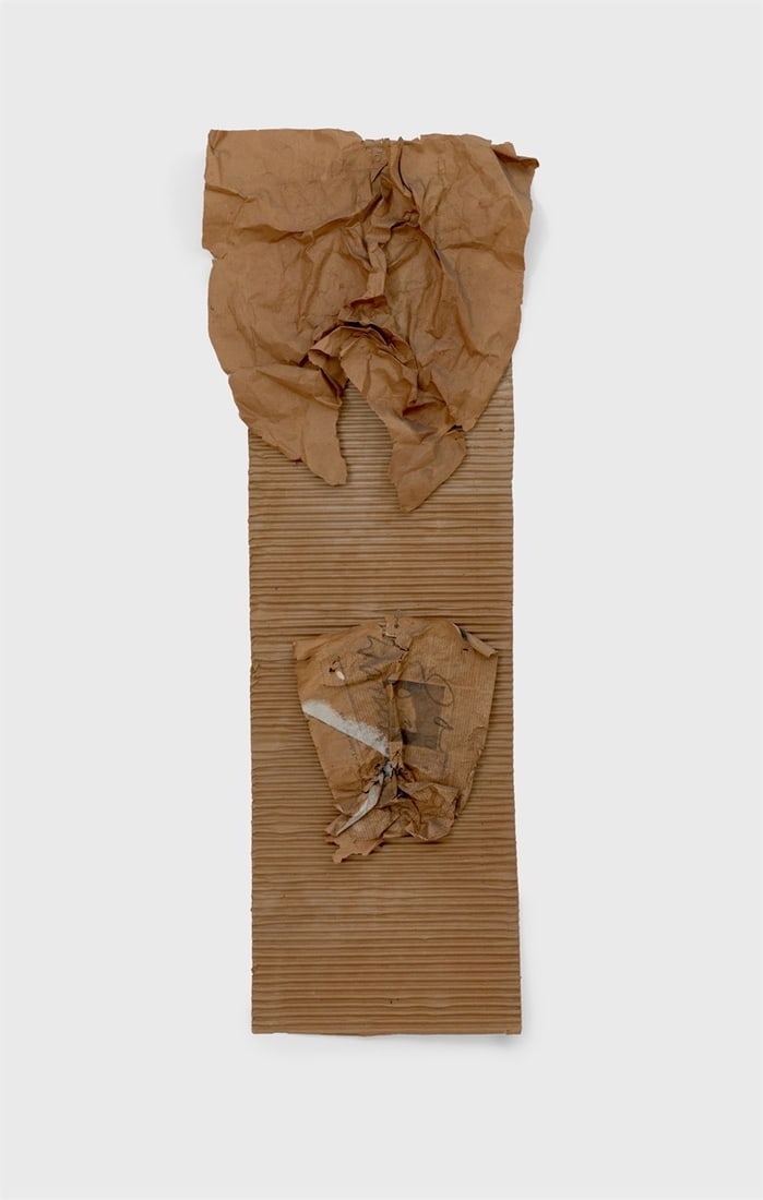 Hermann Glöckner. Zwei Papierknitterungen in Maskenform auf Wellpappe. 1959 (1 of 1)