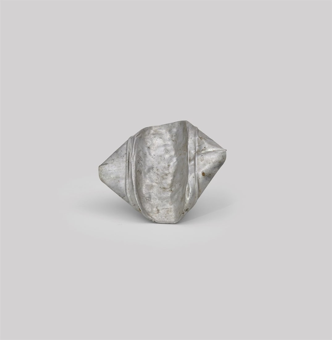 Hermann Glöckner. Eingedrückte Blechschachtel. 1976 - 4