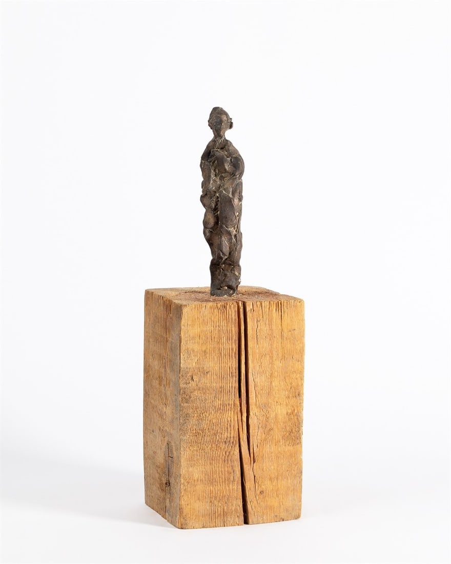 Thomas Lehnerer. Untitled.: Thomas Lehnerer (1955 – Munich – 1995). Untitled. Bronze with brown patina, mounted on wooden base. Height (with base): 50 cm (19 ⅝ in.). [3387] Condition report: Very