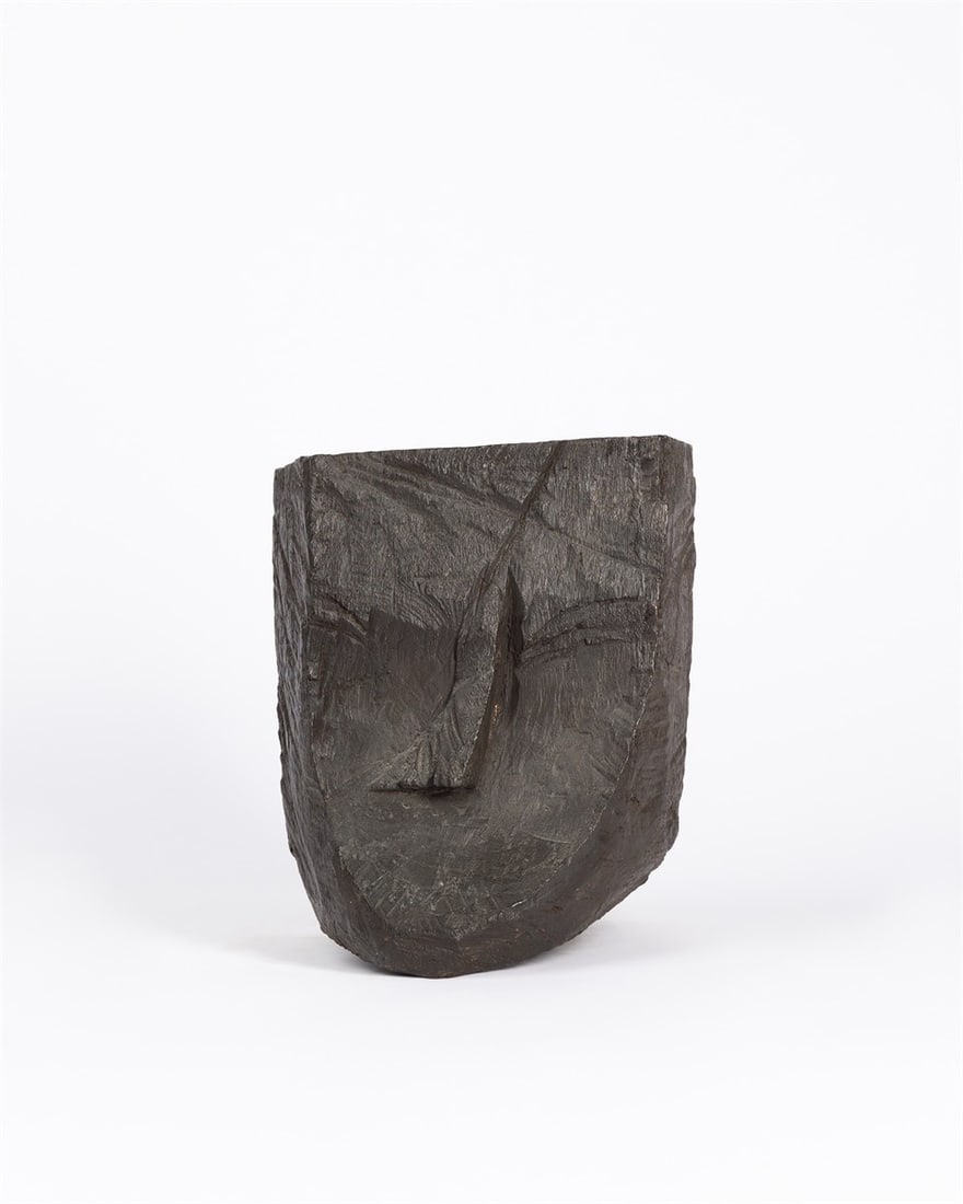 Dietrich Klinge. ”Kopf 040”. 1991: Dietrich Klinge (Heiligenstadt 1954 – lives in Stuttgart and Weidelbach/Middle Franconia). ”Kopf 040”. 1991 Bronze with black patina. 22,2 × 20 × 20,5&n
