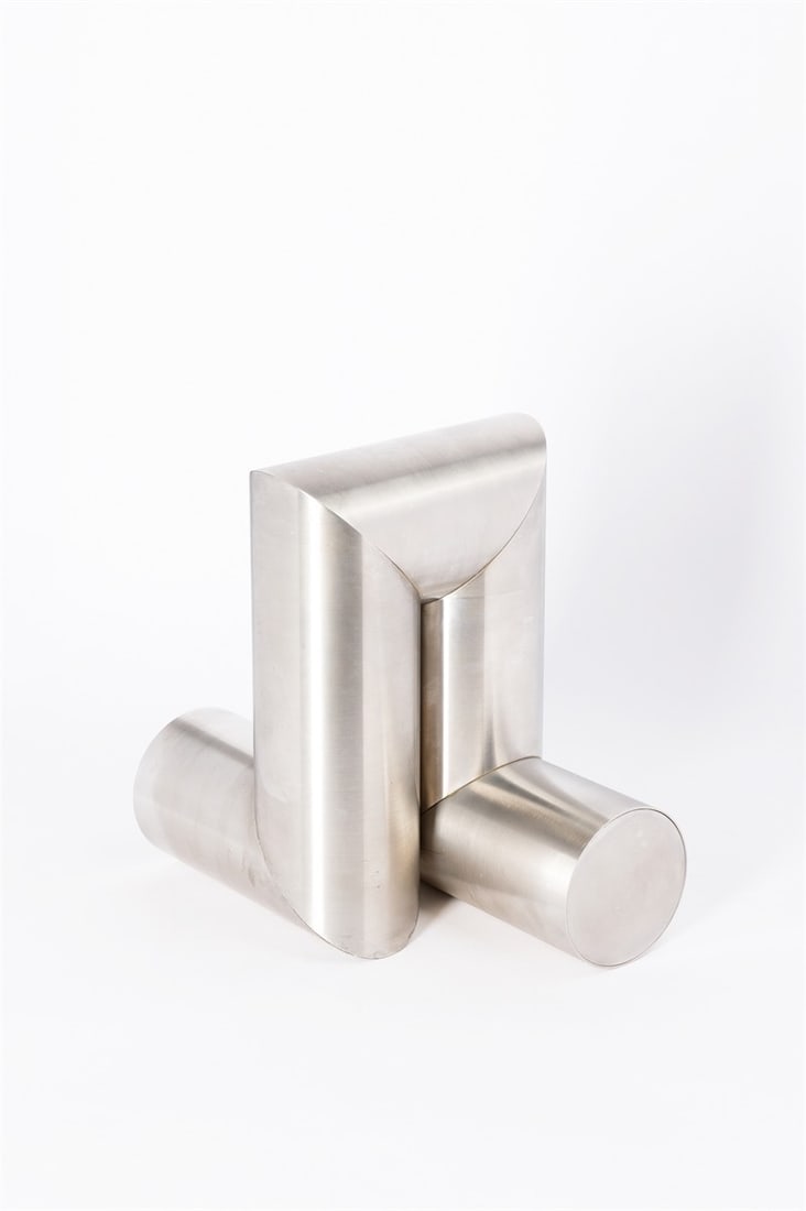 Friedrich Gräsel. ”Edelstahlmarkette”. 1973: Friedrich Gräsel (Bochum 1927 – 2013 Osnabrück). ”Edelstahlmarkette”. 1973 Stainless steel, turned and glued. 33 × 22,5 × 33 cm