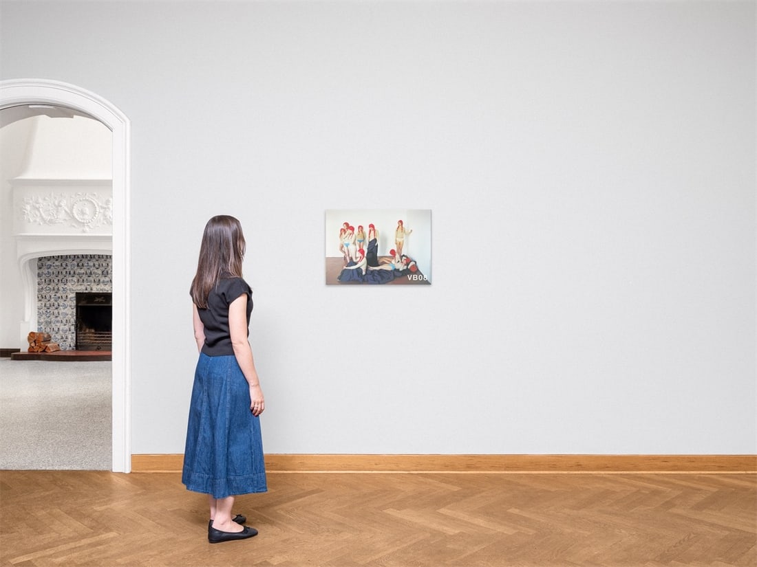 Vanessa Beecroft. Untitled (for Parkett 56). 1999 - 12